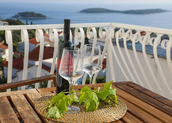 Stella Maris - Penthouse, Hvar